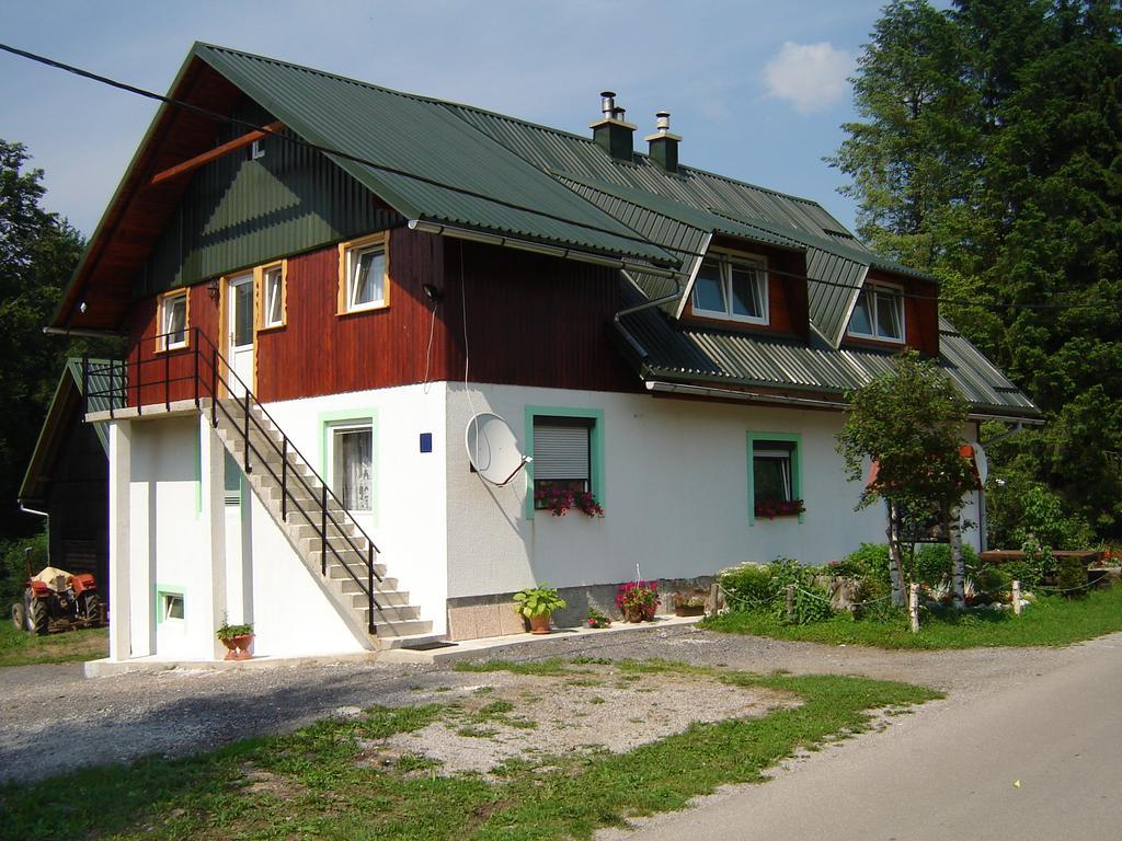 Apartment Park Црни-Луг Экстерьер фото